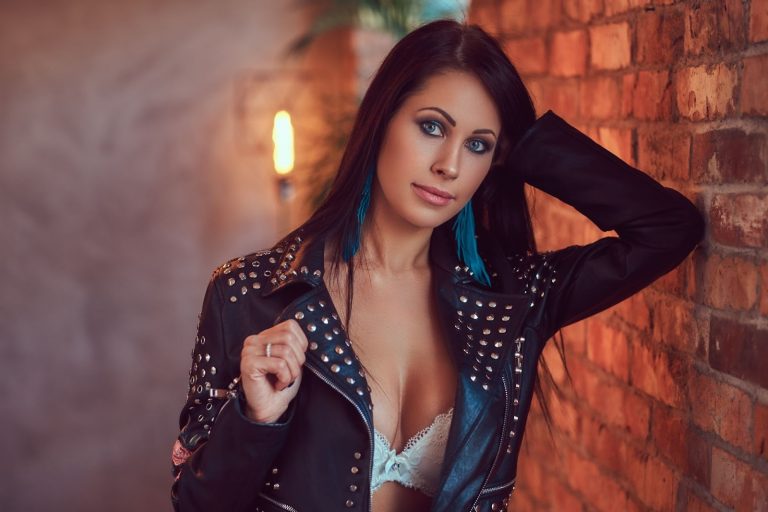 How Does London’s Global Business Scene Influence Escort Demand